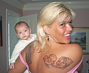 Anna Nicole Smith Back Tattoo 